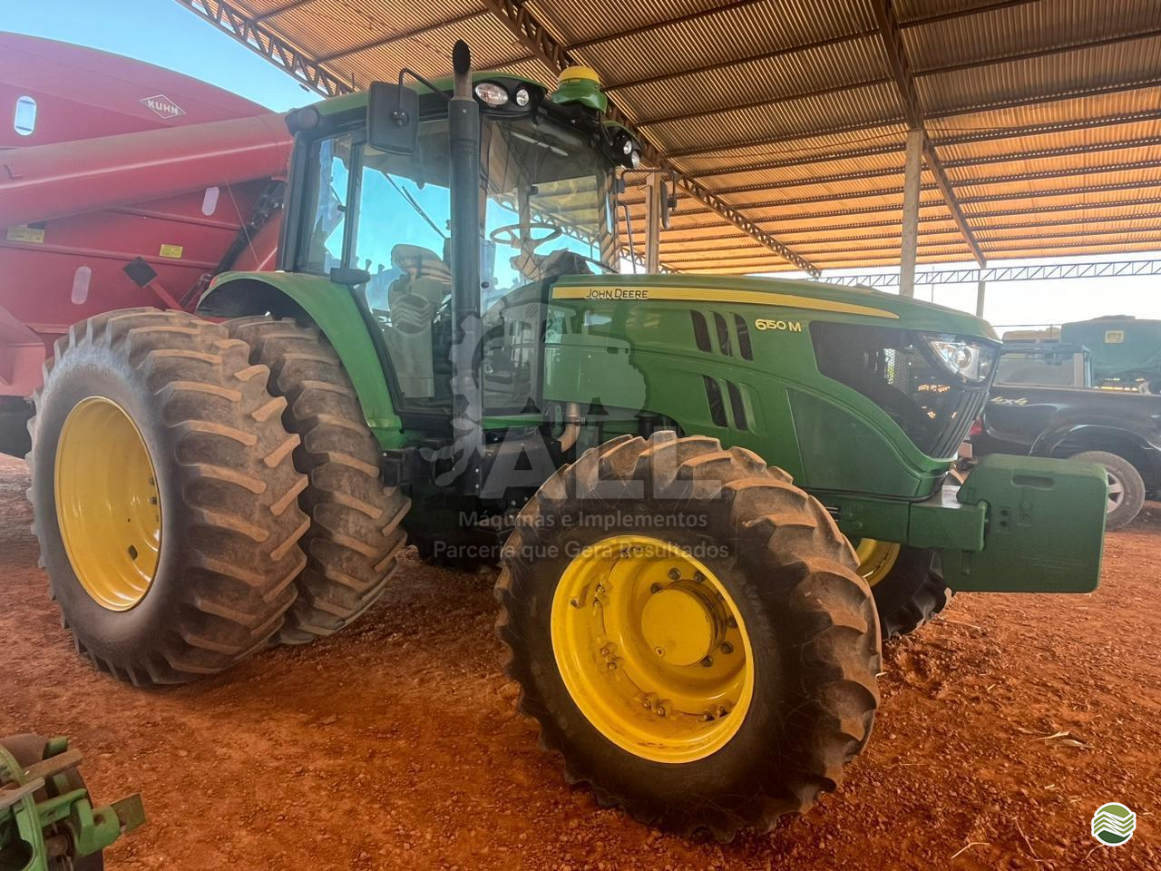 TRATOR JOHN DEERE JOHN DEERE 6150M Tração 4x4 ALL Máquinas e Implementos RONDONOPOLIS MATO GROSSO MT